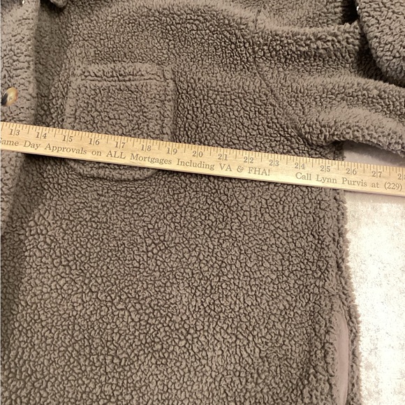 Koolaburra by UGG SX L Women’s Brushed Back Sherpa Cozy Shacket Sweater Brown - Picture 4 of 7